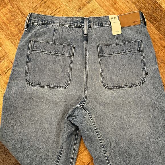 NWT American Eagle AE77 Premium Barrel Jeans Womens 10 Light Wash Ankle Denim - Picture 7 of 14